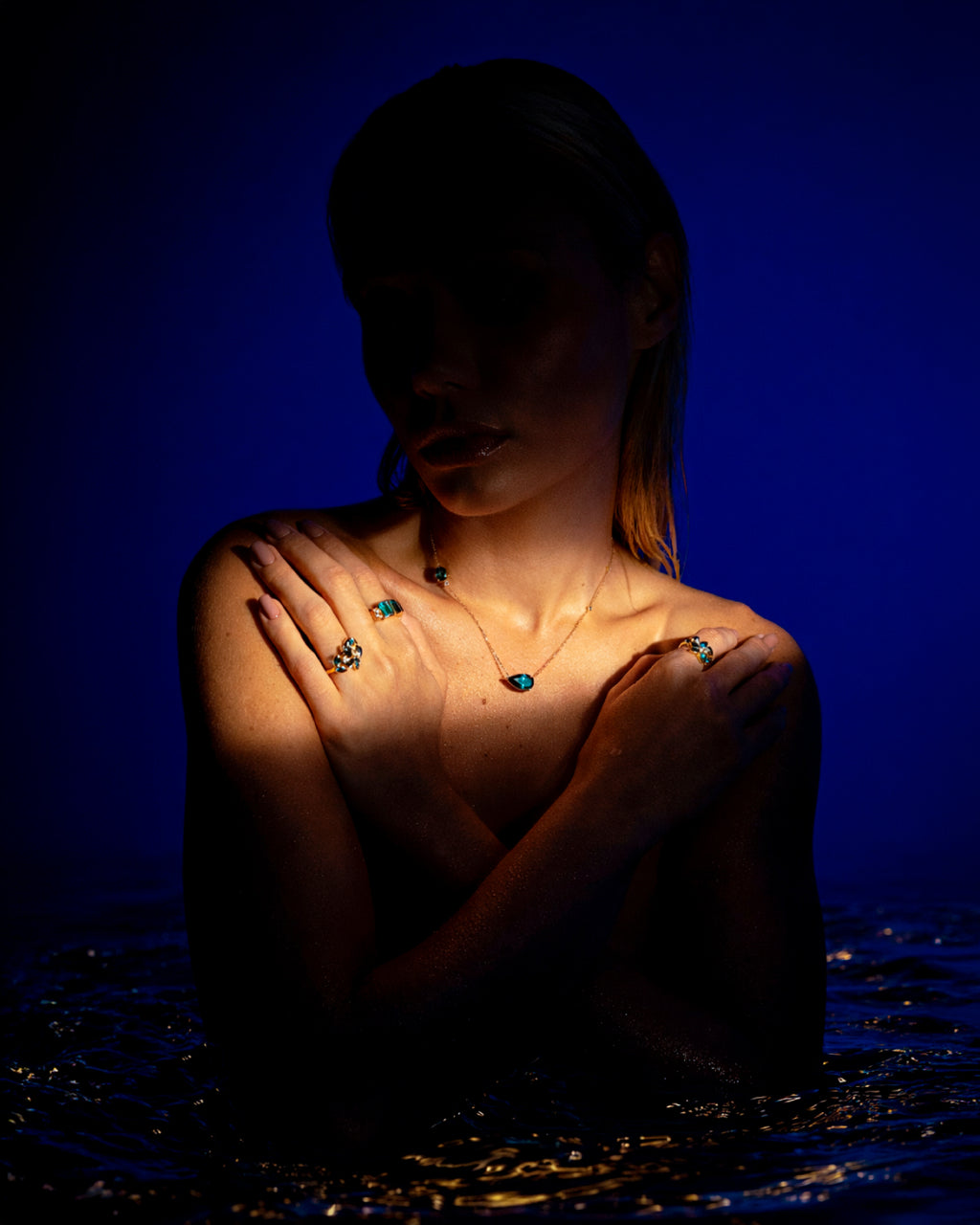 COLAR ABISSAL COM TOPÁZIO LONDON  E DIAMANTES